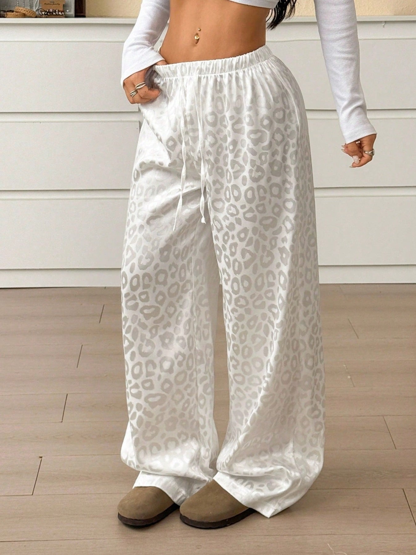 Women's leopard print wide leg pants white relaxed fit drawstring waist