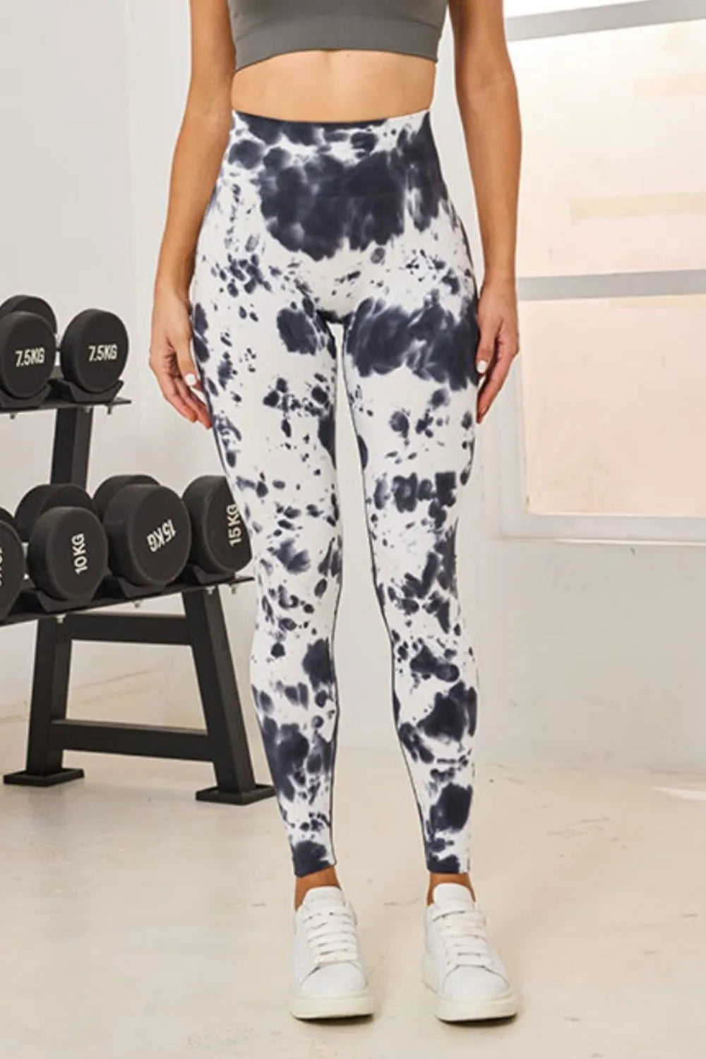 Women's tie-dye high waist leggings in white – high rise stretchy workout leggings