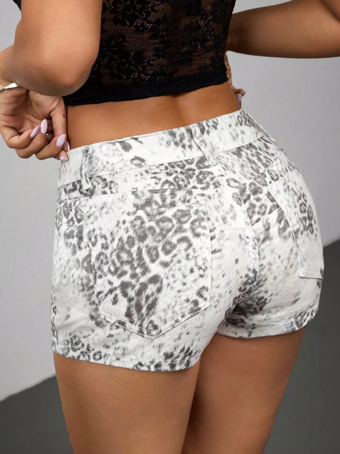 Leopard print white denim shorts women high waist cotton blend summer outfit